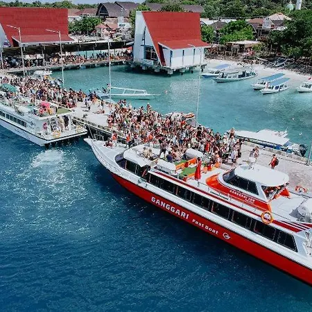 Giliticket Fast Ferries Hotel Padangbai  Exterior photo